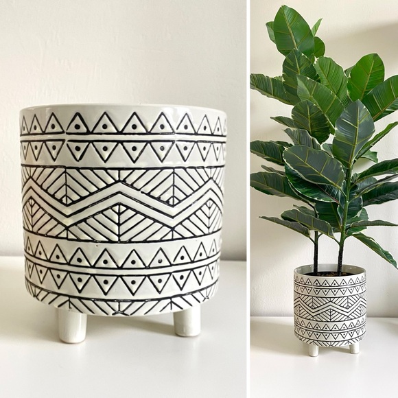 Jumbo Boho Black & Cream Round Ceramic Geometric Tribal Planter Vase - Picture 1 of 10